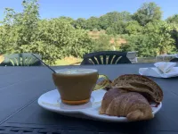 House surrounded by greenery between Civita di Bagnoregio, Orvieto and Bolsena
