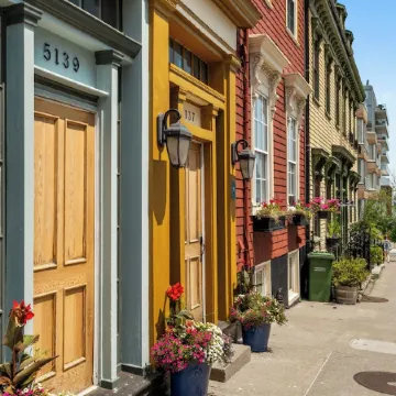 Historic 2 bedroom central down town location near waterfront - #3