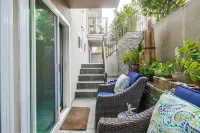 Bay View- Walk to Coronado Beach/Del- 1King Bed 1 Queen Pullout