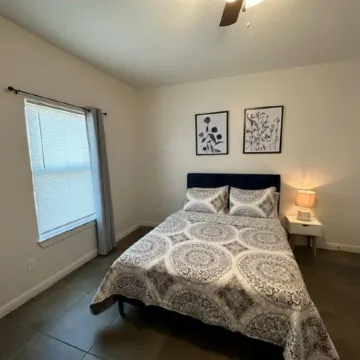 Grace Home - 2 Queen, TV, Washer