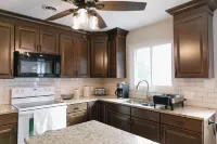 Charming 4-bedroom house with WiFi and AC in historic Gettysburg