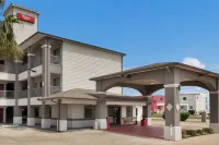 Red Roof Plus+ Galveston - Beachfront Hotels in Galveston
