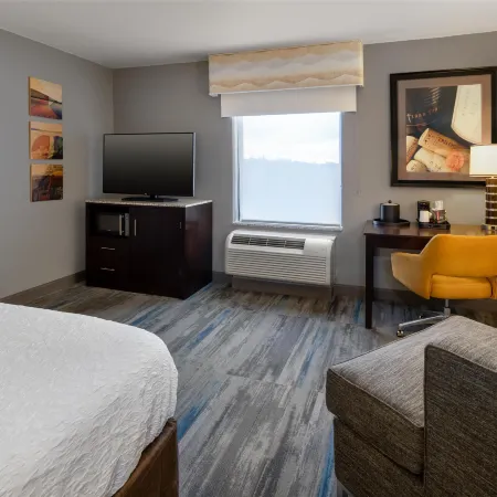 Hampton Inn Seneca Falls