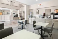 Super 8 by Wyndham Fort Worth Stockyards