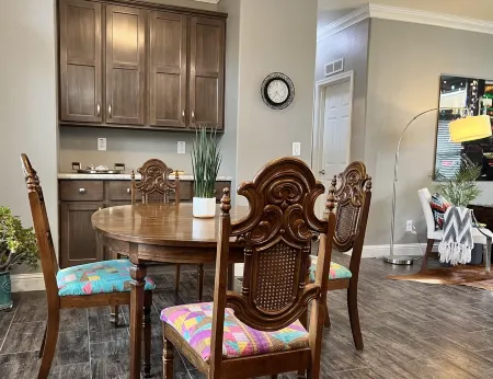 Bright & Beautiful Rose Bowl Retreat