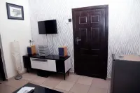 Smilley's Place Ms. Cynthia Hotels in Yaba