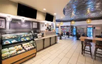DoubleTree by Hilton Orlando Theme Park Resort - Breakfast