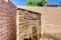 Fenced Yard and Grill! Tucson Family Escape - Bungalows