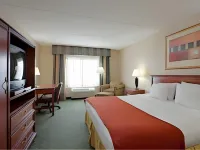 Holiday Inn Express & Suites AUBURN by IHG Hotels in Sutton