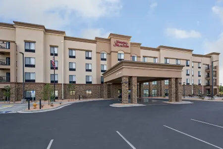 Hampton Inn & Suites Page - Lake Powell Отели в г. Лечи