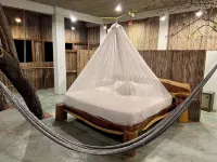 New Amazing room in a Tree house at a superb bay! Hotels in 