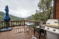 Scenic Frazier Park Cabin Stay
