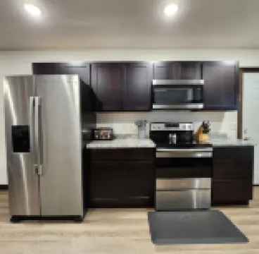 30 days stays, deadend, peaceful.