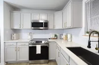 Comfy 2-bedroom townhome in Sherman, TX