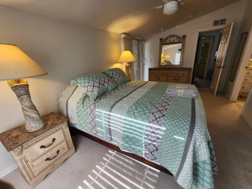 Boat. Beach. Surf !!!   5 Min from NSB. Walk to Little Beach on Intercoastal.