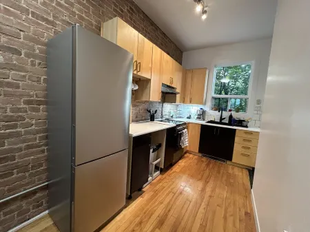 Lumineux Loft à Montreal au Coeur de la Petite Italie