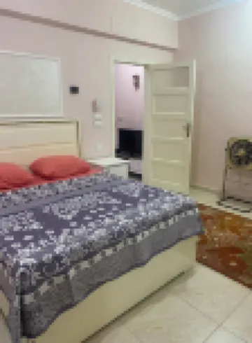 Cozy 1-bedroom apartment in awesome Luxor with AC, WiFi 酒店