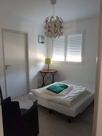 House 1 minute from the beach