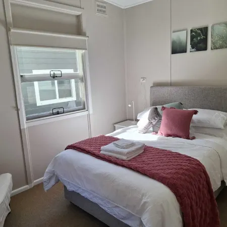 Camellia Cottage - Your Mountain Gatesway!