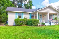 Charming 2-bedroom cottage in Historic Downtown Summerville