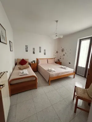 Spectacular views of Lake Como. Peace and tranquility. Private parking