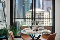 2B2B Luxury @Flagstaff Gardens with Parking Pool & Gym Hotels in West Melbourne