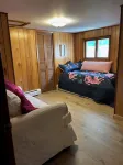 Spacious 5-bedroom house, WiFi, AC, 1 block from Lake & Main St. - con encanto