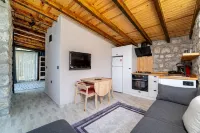 sea view and infinitive pool