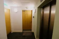 Beauchamp House, 2-bed apartment Covstays