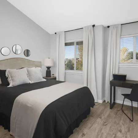 Gorgeous Windsor Lake Townhome 2Bd1.5BTH