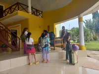 Maranda Cool Breeze Villa - 2minutes to the beach Hotel a Kwale