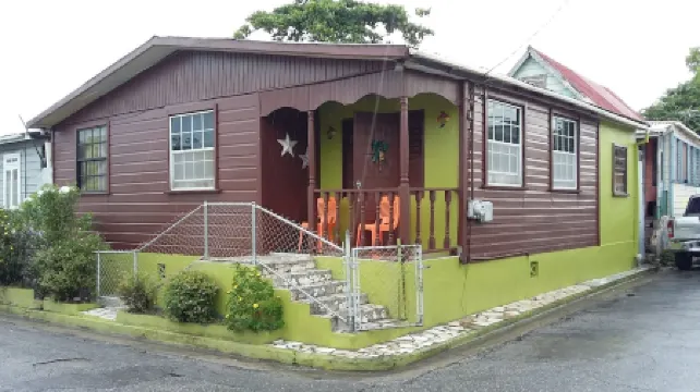 Terrific townhome with WiFi in Bridgetown close to all amenities Welcome. Bless