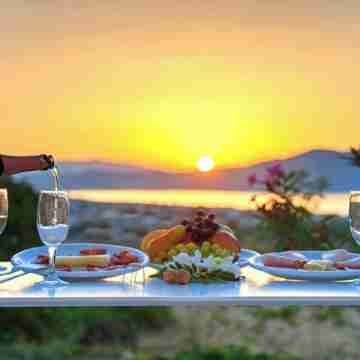 Pomorie Residence Dining/Meeting Rooms