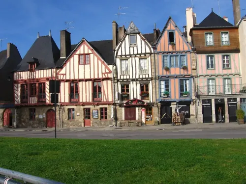 Golfe du Morbihan, 4-person apartment, private enclosed garden. Hotels in Arradon