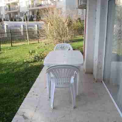 Yves' 2 Bedroom Apartment - Sun Village Sunny Beach near the sea Hotel Exterior