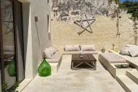 Old courtyard house in the village Hotels in Vernole