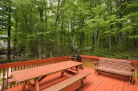 The Bear's House, Pet Friendly, Level 2 EV Charger