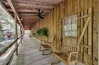 Church Farm cabin is a cozy cabin for an unforgettable stay in central Alabama