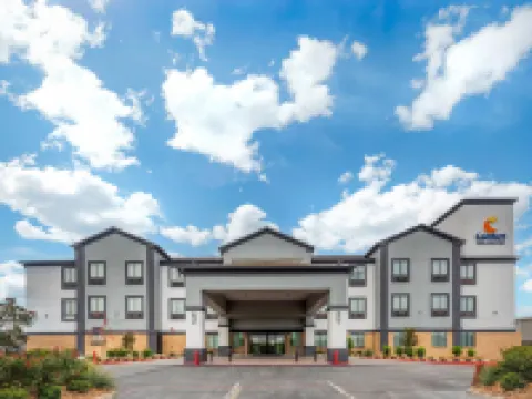Comfort Inn & Suites Hotels in Fayette County