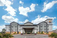Comfort Inn & Suites Отели рядом с достопримечательностью «Heritage Society Museum-Weimar»