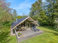 "Hilla" - 31km from the Sea Hotels in Arrild