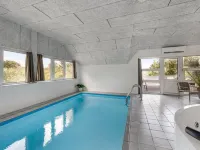 "Sylvi" - 1.7km from the Sea