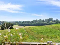 "Keyla" - 2.3km from the sea