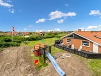 "Elviira" - 600m from the sea