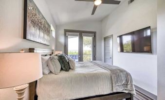 Upscale 5Br Home on Lake Travis with HotTub & Lake Views