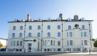 Premier Inn Llandudno Town Centre Hotel dekat West Shore Beach