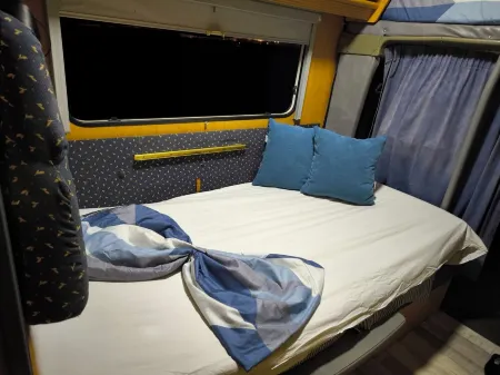 Fiat Ducato vacation motorhome Отели в г. Comarca de Isora