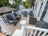 Downtown Hot Tub Escape Hotels in Keene