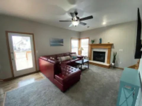 •Delightful 5b stay in Paradise!!• Hotels in Waukee