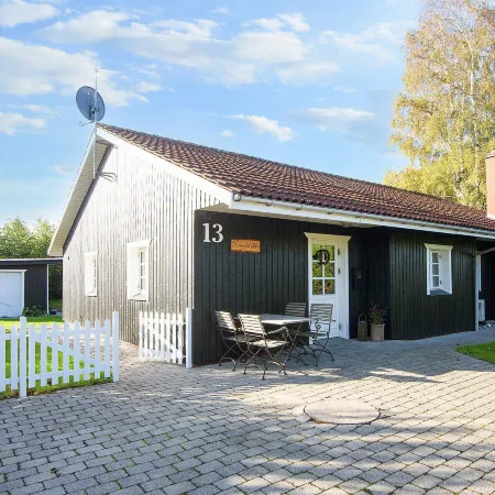 7 person holiday home in Grenaa